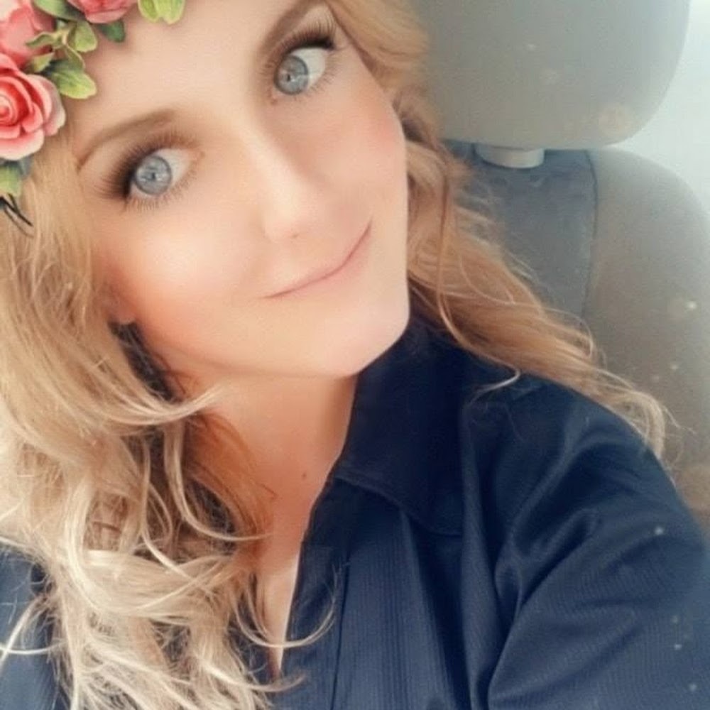 Meet your Posher, Brit